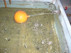 Water tank cleaning
